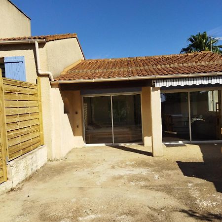 Maison Vers Les Vignes Alignan-du-Vent Exteriér fotografie